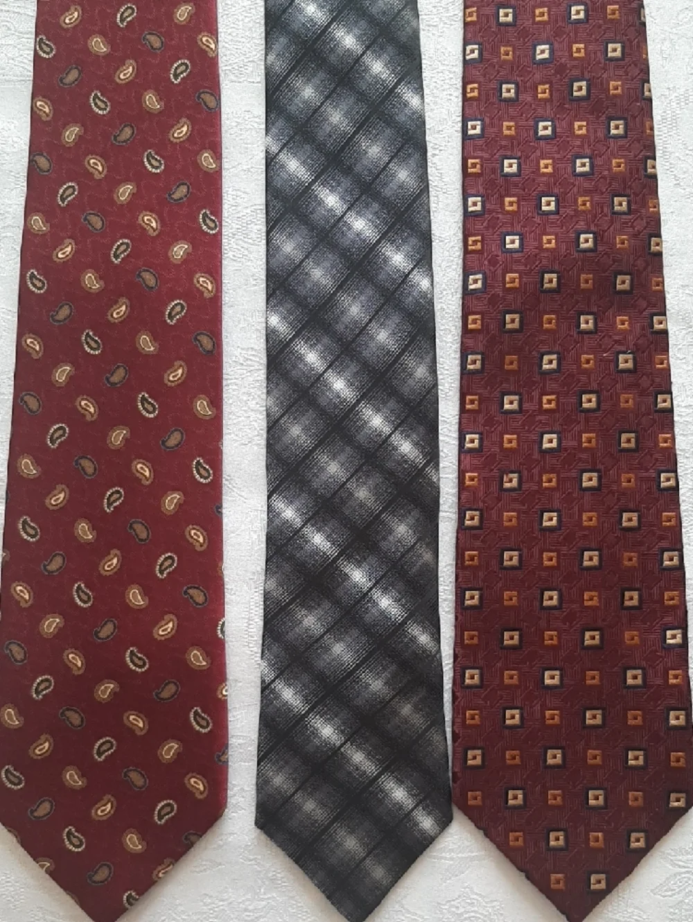 N/A lot ties